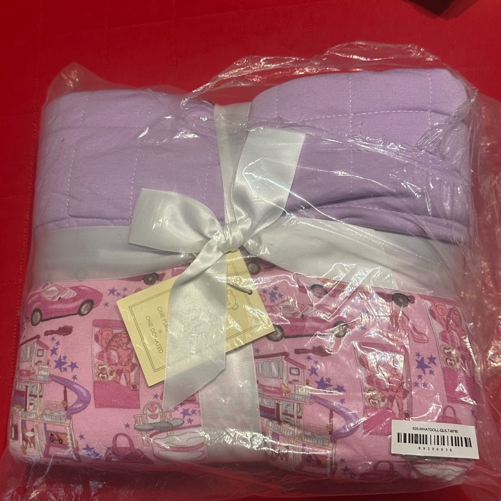 Little Snuggles Charlie’s Project 60x80 Bamboo Quilt Barbie What a Doll Blanket